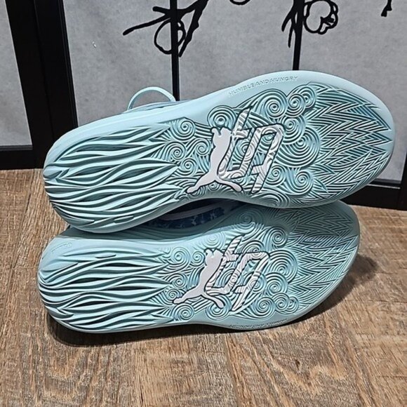 Puma Sneakers Basketball Shoes Size 9.5 WNBA Breanna Stewart - Picture 8 of 8